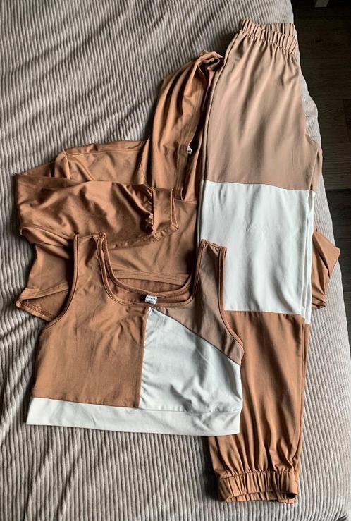 Huispak meisjes (3-delig) SHEIN maat 11-12 jaar, Kinderen en Baby's, Kinderkleding | Maat 146, Gebruikt, Meisje, Setje, Ophalen of Verzenden