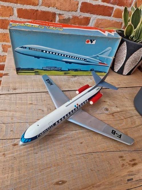 Blikken vliegtuig Mont-Blanc Avion Caravelle ref600, Hobby en Vrije tijd, Modelbouw | Vliegtuigen en Helikopters, Gebruikt, Vliegtuig