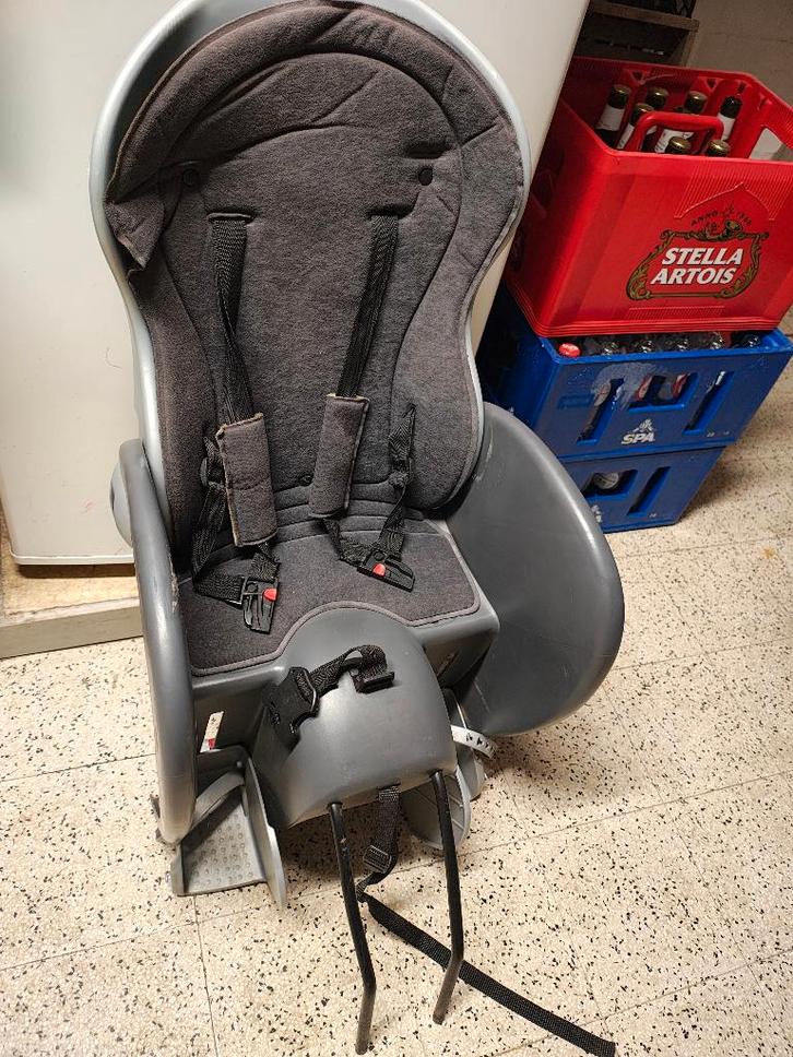 fietsstoeltje Polisport Wallaby (achteraan) – max. 22 kg, Fietsen en Brommers, Fietsaccessoires | Fietsstoeltjes, Zo goed als nieuw
