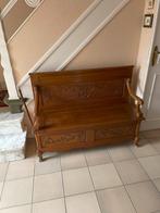 Uitgesneden houten bank en kist, Huis en Inrichting, Ophalen, Gebruikt