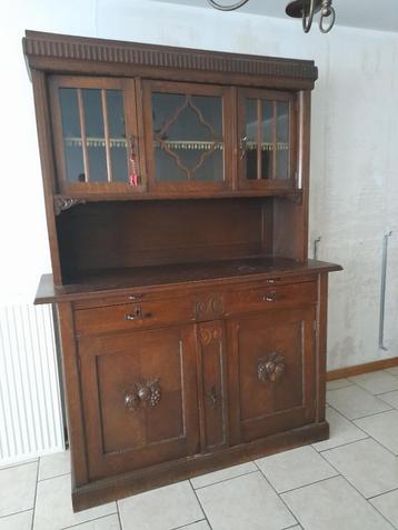 Ancien Buffet beschikbaar voor biedingen