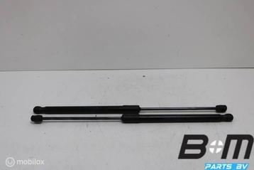 Set gasdrukveren achterklep Audi A1 GB 82A827552 beschikbaar voor biedingen