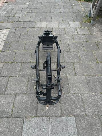 Veel onderdelen Sym Xpro 2023 E5 injectie  beschikbaar voor biedingen
