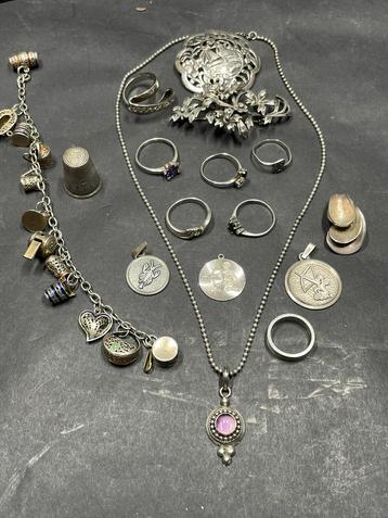 Antiek/vintage zilveren juwelen/broche/ring/armband/hangers