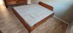Lit 2 personnes en pin avec matelas et sommier en bois, Enlèvement, Utilisé, Bois, 160 cm