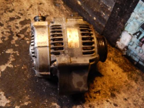 Dynamo van een Suzuki Liana, Auto-onderdelen, Motor en Toebehoren, Suzuki, Gebruikt, 3 maanden garantie, Ophalen of Verzenden