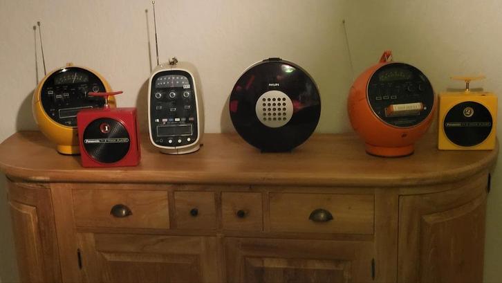 Space Age verzameling., Audio, Tv en Foto, Radio's, Zo goed als nieuw, Radio, Ophalen