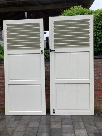 houten luiken beschikbaar voor biedingen