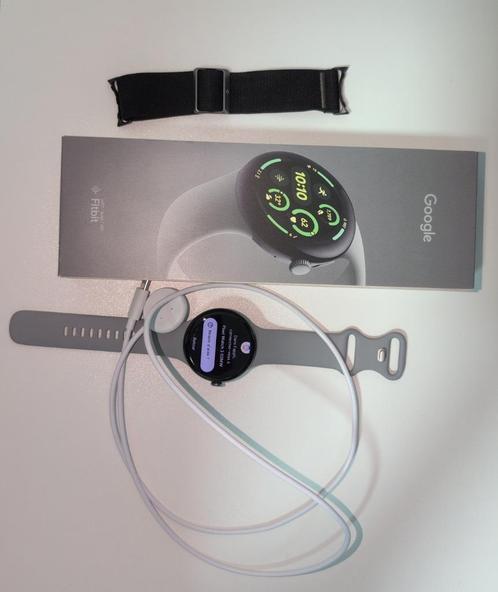 Pixel Watch 3 , 45mm WiFi, Handtassen en Accessoires, Smartwatches, Zo goed als nieuw, Android, Afstand, Calorieverbanding, Conditie