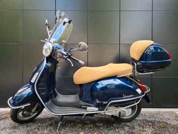 Vespa 250 GTS i.e. in TOPSTAAT  beschikbaar voor biedingen