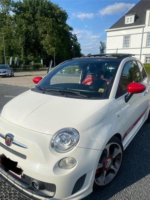 ABARTH TURISMO MET ROSSO INTERIEUR, Auto's, Abarth, Particulier, Airconditioning, Bluetooth, Lederen bekleding, Lichtmetalen velgen
