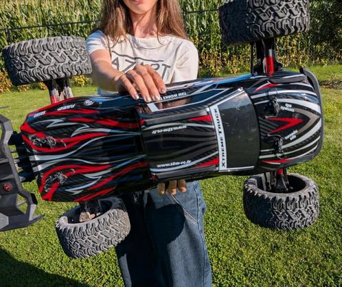 T2M XT-6 V4 1/6th scale brushless Truggy RTR, Hobby en Vrije tijd, Modelbouw | Radiografisch | Auto's, Zo goed als nieuw, Auto offroad