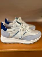 HIP sneaker maat 38 (valt klein), Ophalen of Verzenden, Nieuw, Wit