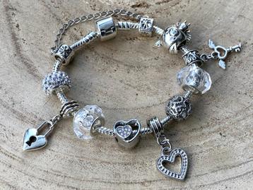 Superbe bracelet sur le thème « rêves et amour » : NOUVEAU, Enlèvement ou Envoi, Neuf, Avec bracelets à breloques ou perles
