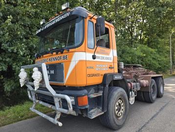 MAN 33.372 6x4 / STEEL suspension LAMES (bj 1993) beschikbaar voor biedingen