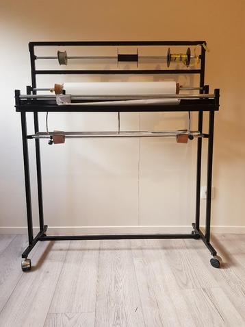 inpakrolhouder op wielen  beschikbaar voor biedingen