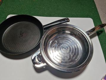 2 pannen 1 tefal en 1 braadpan beschikbaar voor biedingen