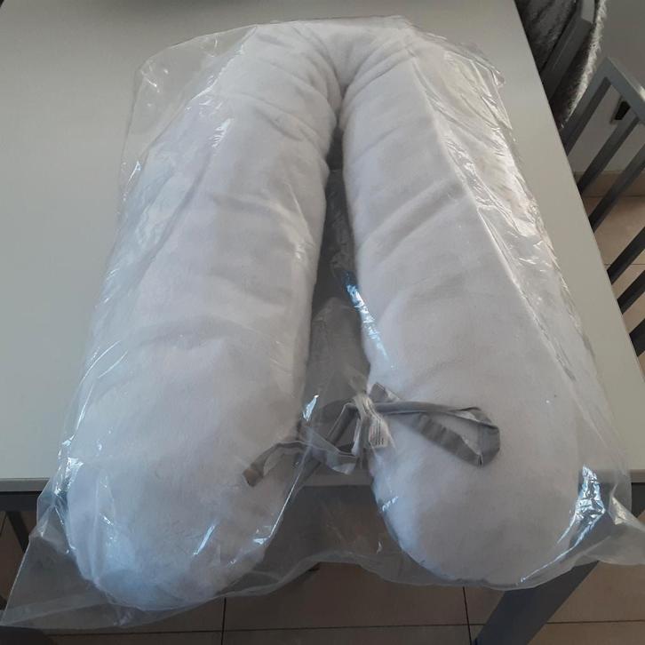 Kussen voor aanstaande mama of baby, Kinderen en Baby's, Badjes en Verzorging, Zo goed als nieuw, Ophalen