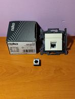 Niko Rj45 Utp Cat5-aansluitbus inclusief basis + bevestiging, Ophalen, Nieuw, Overige typen