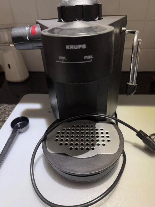 Nooit gebruikte Krups expressomachine - koffie en chocomelk, Elektronische apparatuur, Koffiezetapparaten, Nieuw, Overige typen