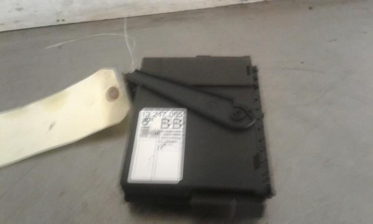 COMPUTER CENTRALE VERGRENDELING Opel Meriva, Auto-onderdelen, Elektronica en Kabels, Opel, Gebruikt