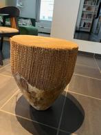 Ugandese 'talking' drum, Ophalen, Trommel