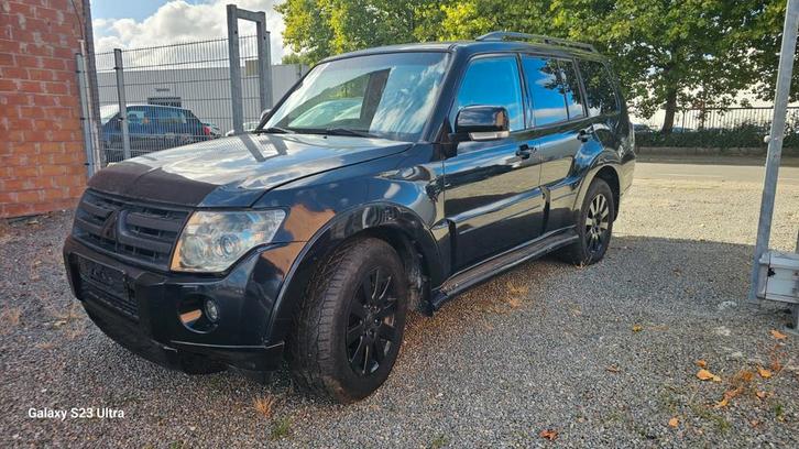 Mitsubishi Pajero diesel 7-zits automatische transmissie 200, Auto's, Mitsubishi, Particulier, Pajero, 360° camera, 4x4, ABS, Achteruitrijcamera