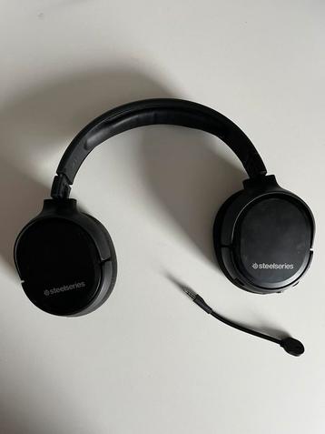 Steelseries headset beschikbaar voor biedingen