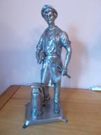 Figurine de forgeron au travail en étain 94 %., Enlèvement, Comme neuf, Humain