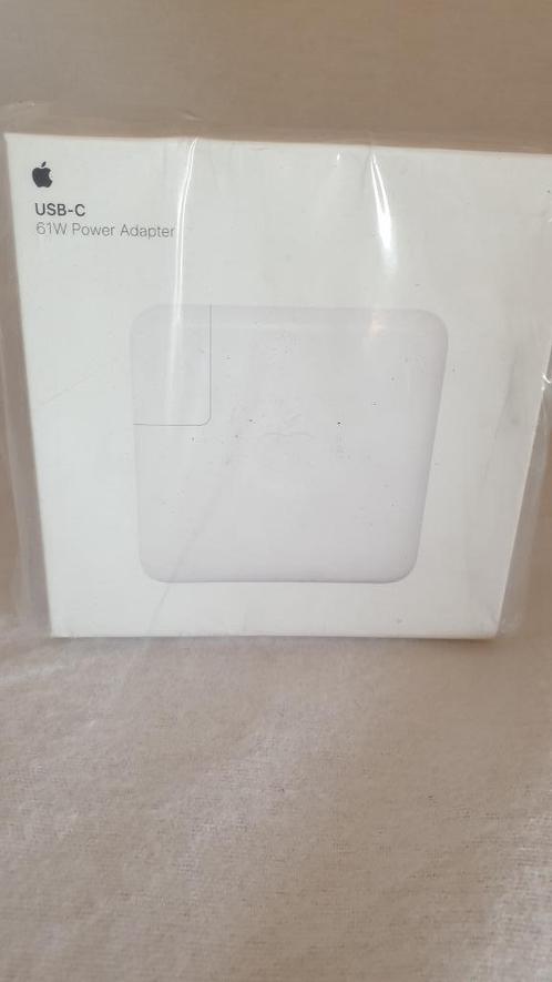 Apple USB-c power adapter 61w, Computers en Software, Laptop-opladers, Nieuw, Ophalen of Verzenden