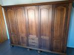 Mooie onderhouden eiken kleerkast en commode spotprijs 20 eu, Ophalen