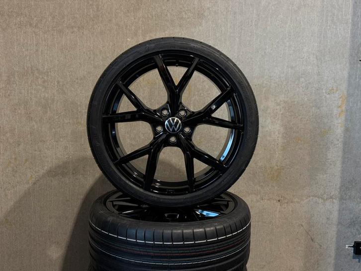 19 Originele Volkswagen Golf 8 Estoril R GTI Clubsport Nieuw, Autos : Pièces & Accessoires, Pneus & Jantes, Pneu(s), Enlèvement