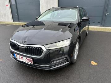Skoda Octavia 2.0TDI AUTOMATIQUE, Autos, 100 kW, Euro 6, Entreprise, Noir