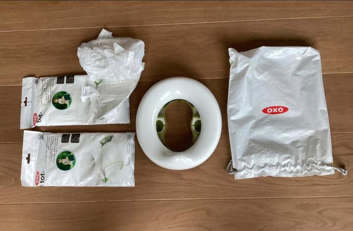 OXO tot 2 in 1 - Plaspotje en WC verkleiner, Kinderen en Baby's, Badjes en Verzorging, Zo goed als nieuw, Ophalen of Verzenden