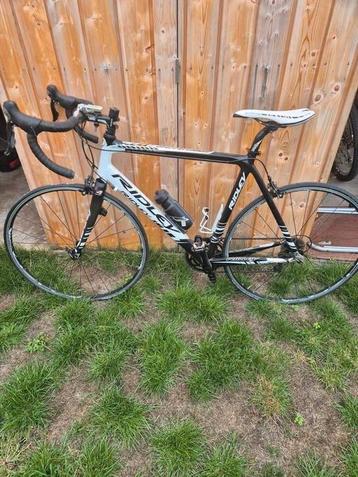 ridley koersfiets te koop inclusief schoenen en helm beschikbaar voor biedingen