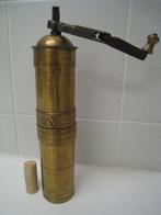 Antieke handgemaakte Turkse koffiemolen, kruidenmolen zout, Antiek en Kunst, Ophalen