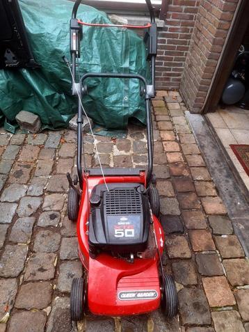 Grasmaaier Briggs en Stratton NIEUWE CARBURATEUR  beschikbaar voor biedingen