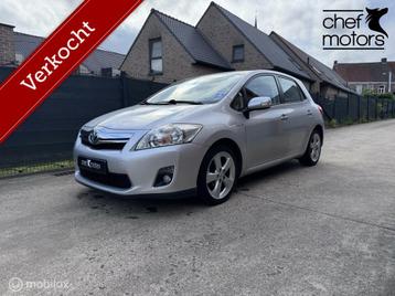 Toyota Auris 1.8 Full Hybrid Executive Gekeurd Garantie beschikbaar voor biedingen