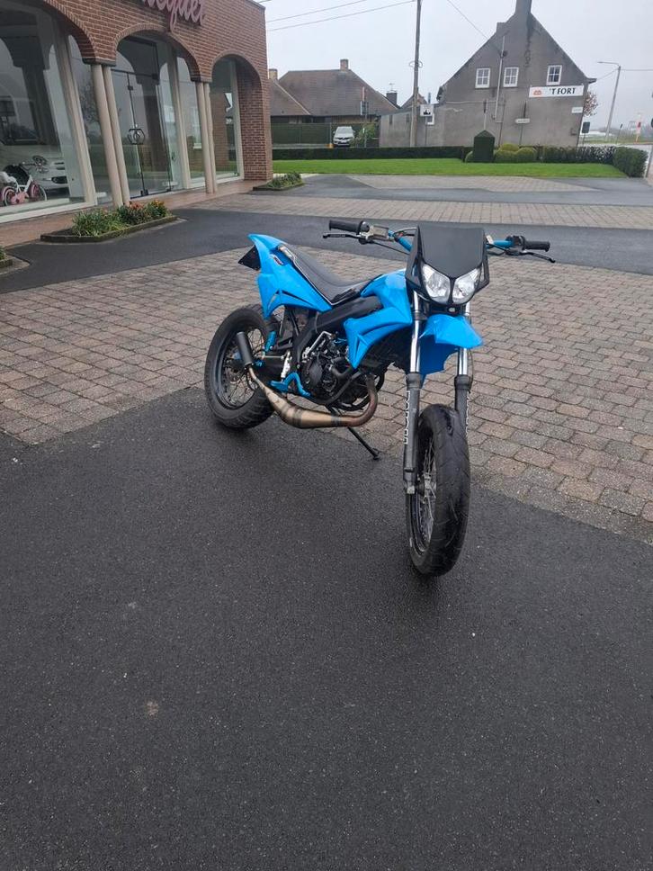 Derbi senda extreme.50cc, Fietsen en Brommers, Brommers | Crossbrommers, Derbi, Ophalen