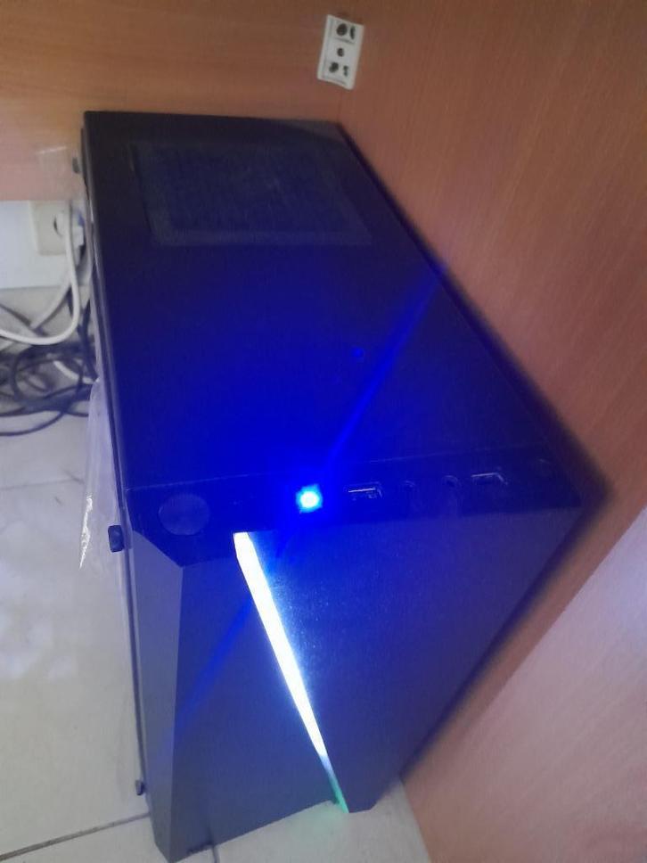 PC toren - ryzen 5 - 32 ddr4 - gpu 550x, Computers en Software, Desktop Pc's, Zo goed als nieuw, 3 tot 4 Ghz, HDD, SSD, 32 GB