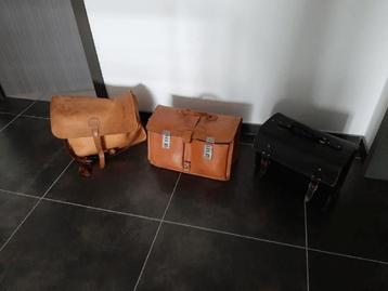 cartables en bon état superbe  beschikbaar voor biedingen