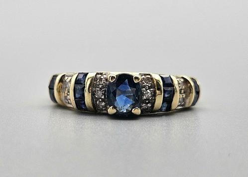 Gouden Vintage ring edelsteen saffier en diamant. 2024/148., Handtassen en Accessoires, Antieke sieraden, Ring, Goud, Met edelsteen