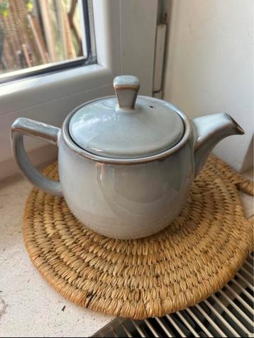 Theepot Dille & Kamille beschikbaar voor biedingen