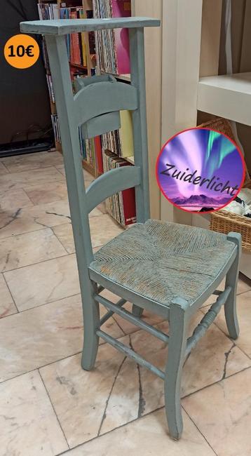 Kerkstoel beschikbaar voor biedingen