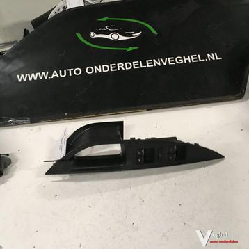 Seat Altea 2005 Raamschakelaars Linksvoor beschikbaar voor biedingen