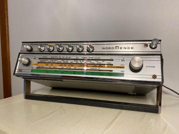Vintage transistor Nordmende 9.114A   1968/1969 beschikbaar voor biedingen