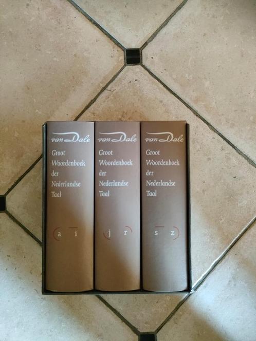 woordenboek, Boeken, Woordenboeken, Zo goed als nieuw, Nederlands, Van Dale, Ophalen