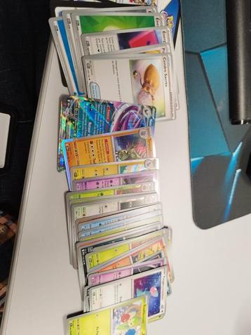 Lot carte pokémon 30+ rivalités destinées  beschikbaar voor biedingen
