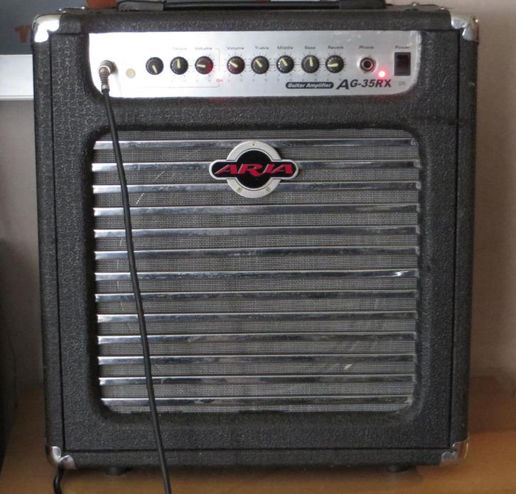 Aria AG-35RX gitaar versterker, Muziek en Instrumenten, Versterkers | Bas en Gitaar, Gebruikt, Gitaar, Minder dan 50 watt, Ophalen