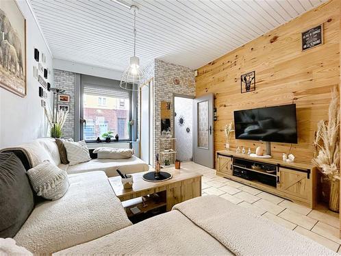 Maison à vendre à Mouscron, 3 chambres, Immo, Huizen en Appartementen te koop, Vrijstaande woning, C
